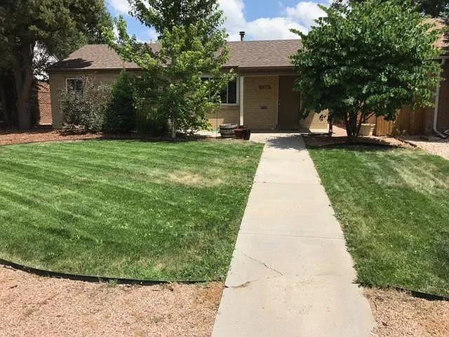 3336 Newport St — Photo 2