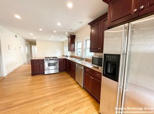 15 Sunset St, Boston, MA 02120
