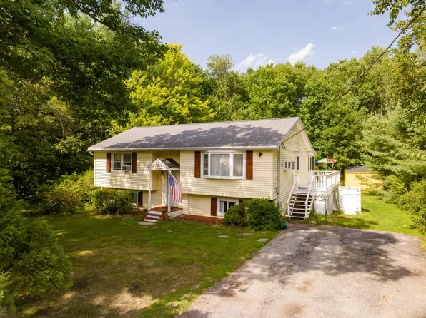 238 Sullivan Road, Greene, ME 04236