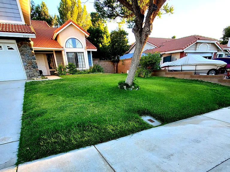 4752 Grandview Dr — Photo 39