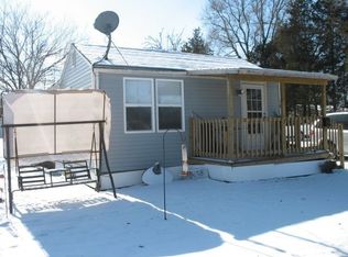 1015 Illinois St, Walkerton, IN