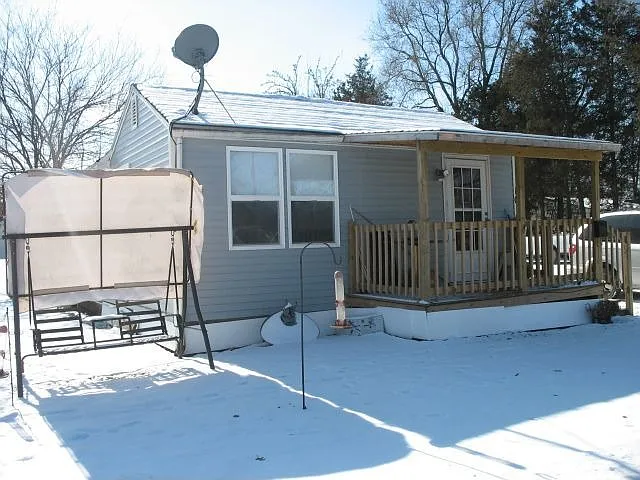 1015 Illinois St photo 1