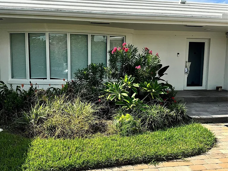 2020 Coral Reef Dr — Photo 6