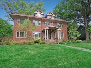 2440 Demington Dr, Cleveland Heights, OH