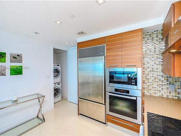 4th image of 6801 Collins Ave #3rd