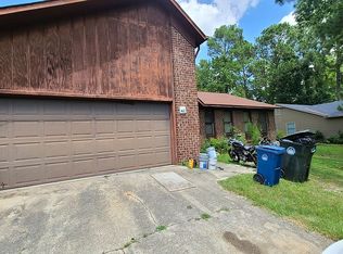 5834 Pettigrew Dr, Fayetteville, NC 28314