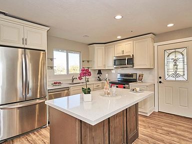 49450 N 15th Ave New River Az 85087 Zillow<script async src=