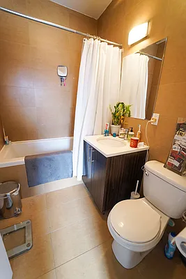 Rented by Manhattan Management LLC | media 87