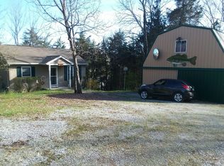 437 Cedar Hill Dr, Falmouth, KY 41040