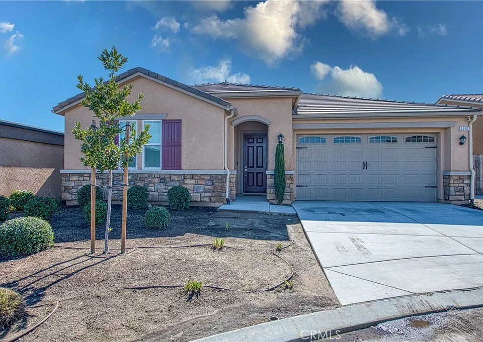 2062 Lombard Ln