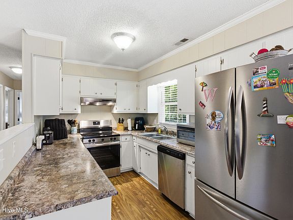 4th image of 193 Whitley Road