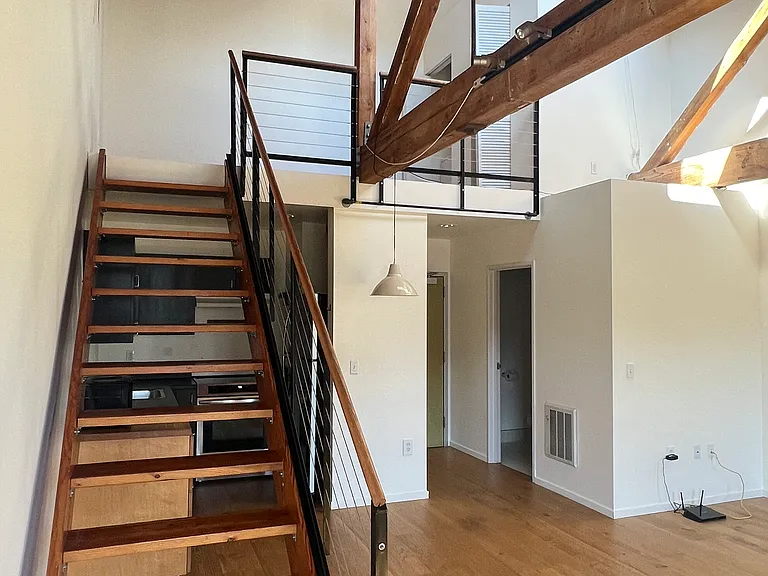 720 York St #218 — Photo 5