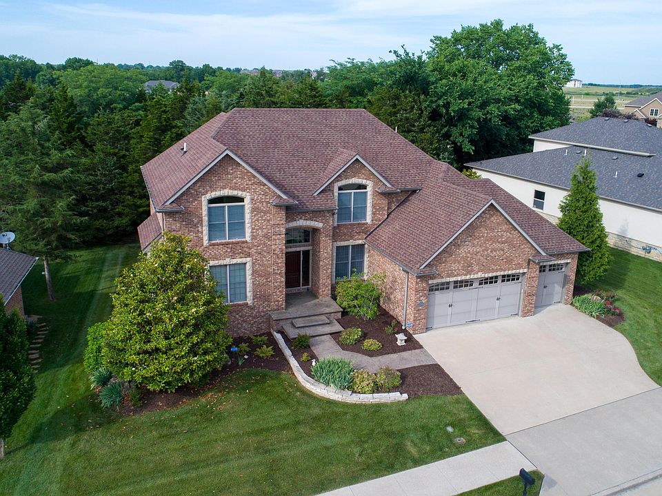 1st image of 2706 Bristol Lake Dr
