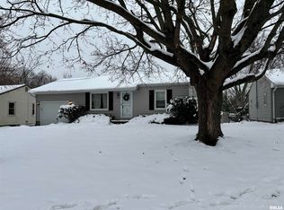 2214 W Camille St, Peoria, IL 61614