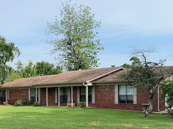 69 Talley Dr, Russellville, AR 72802
