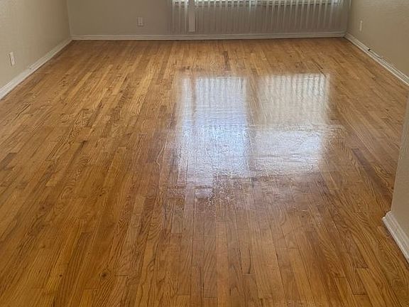 2nd image of 1132 E San Antonio Dr #4402
