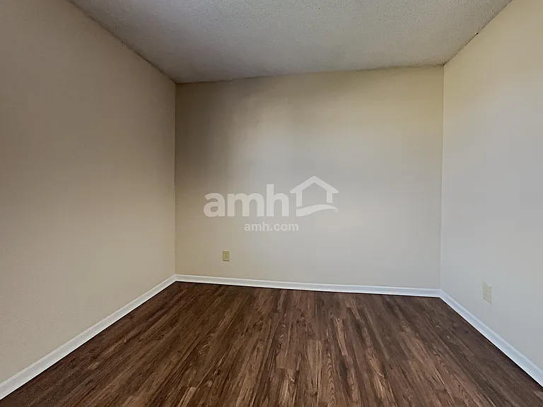 6838 W Stansbury Blvd — Photo 14