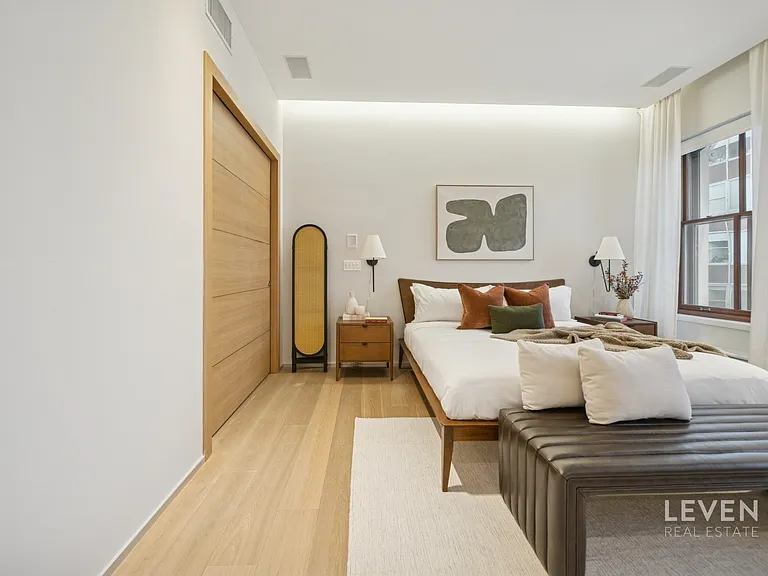 55 Warren St #4 — Photo 25