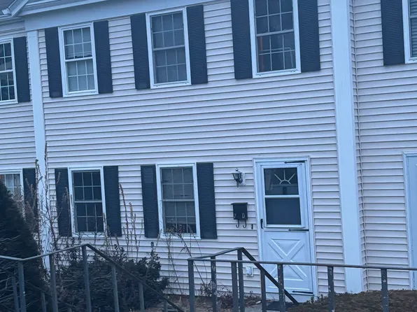 7 Westchester Hills #D, Colchester, CT 06415