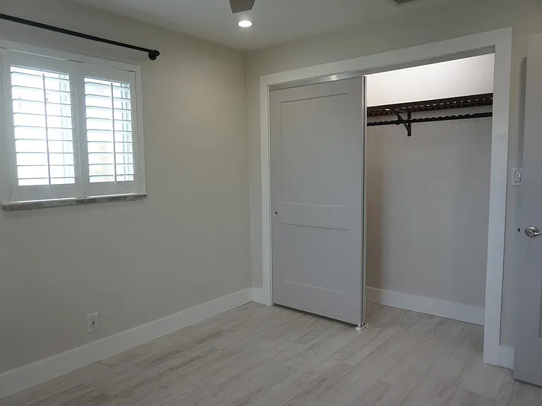 1 Seaside Dr — Photo 34