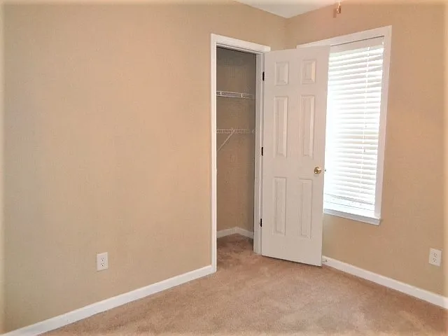 7072 Parkbrook Ln — Photo 10