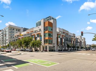215 Elm Ave, Long Beach, CA 90802