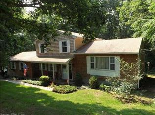 18 Ortega Dr, Oakdale, CT 06370