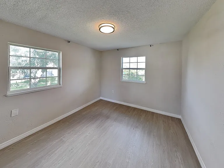 502 Dunbar Ave — Photo 14