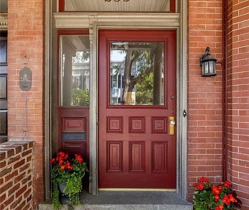 2nd image of 205 Strawberry St