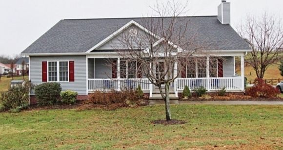 1st image of 1328 Heritage Ln