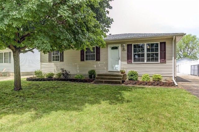 1st image of 2733 Sandgate Rd