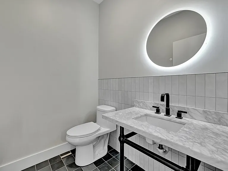 722-724 Cookman Ave #2B — Photo 5