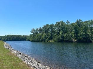 72 Water View Ln, Sewanee, TN 37375