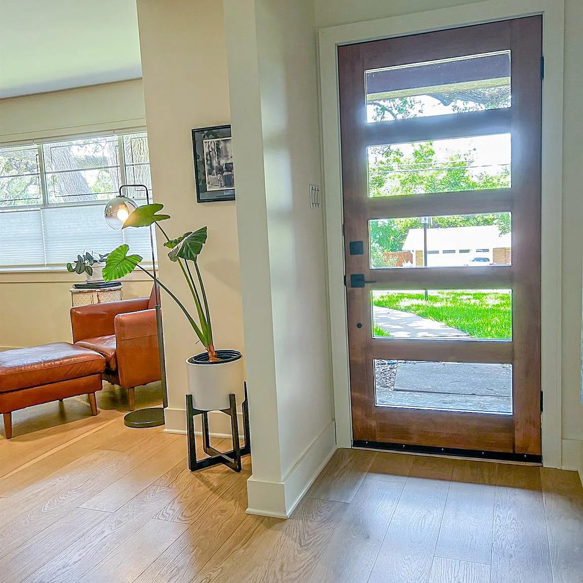 3 bed, 2.0 bath, 1786 sqft, $2,650 — Photo 4