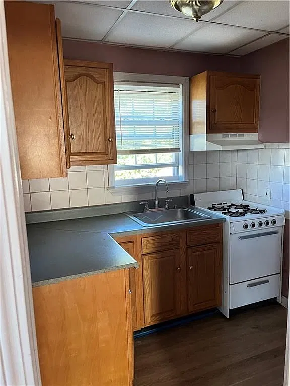 2 bed, 1.0 bath, 900 sqft, $1,700 — Photo 4
