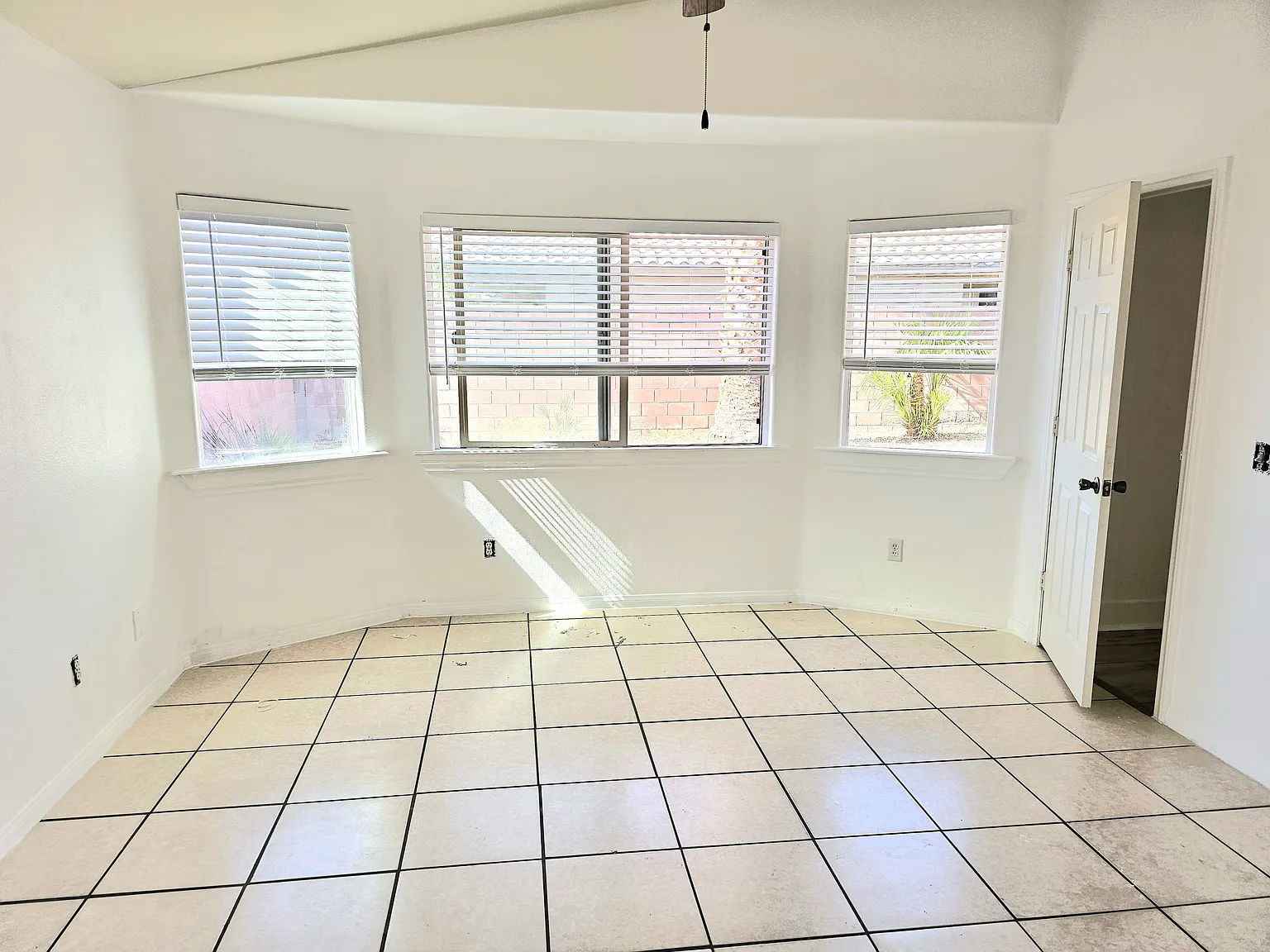 5607 Crowbush Cove Pl — Photo 4