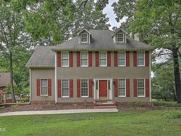 4th image of 3308 Hull Dr