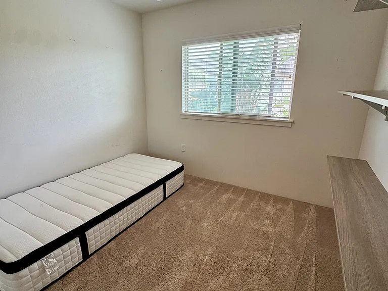 801 Kakala St #906 — Photo 22