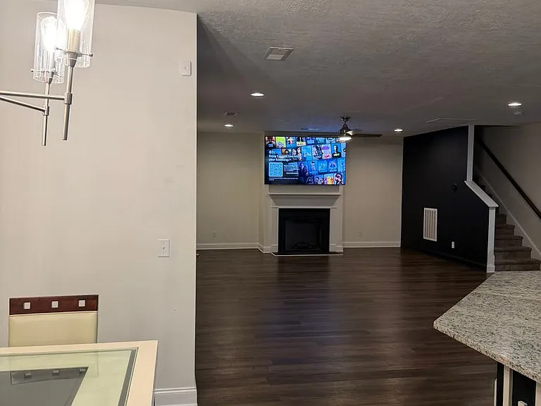 2428 Orchard Dr — Photo 12