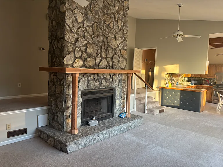 101 Aviator Ln — Photo 12