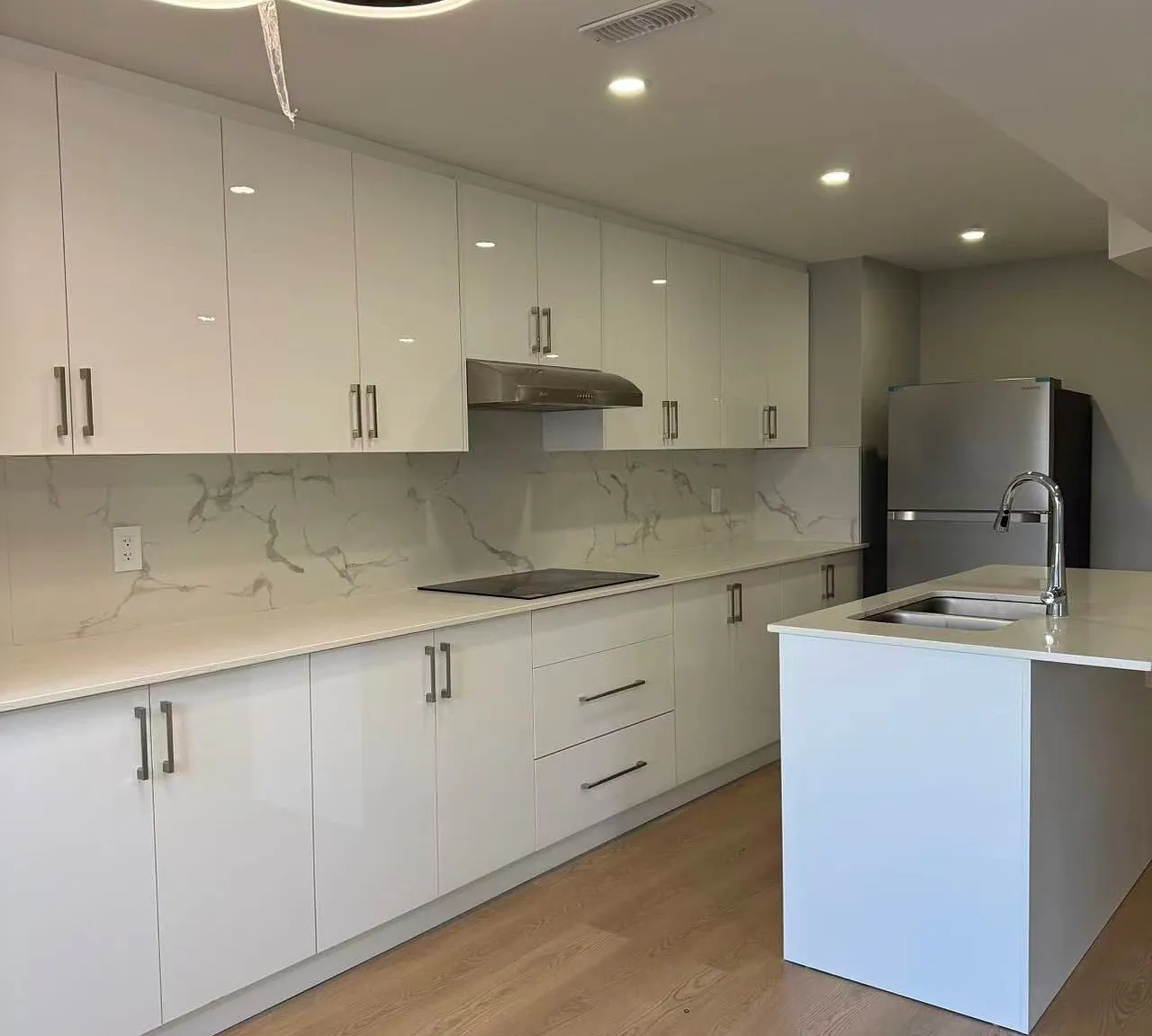 2 bed, $2,350 — Photo 1