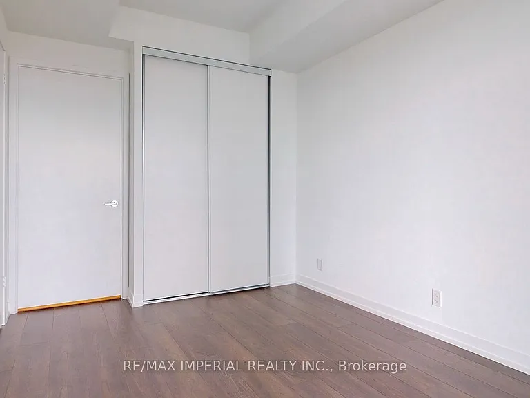 5 Buttermill Ave #3102 — Photo 37