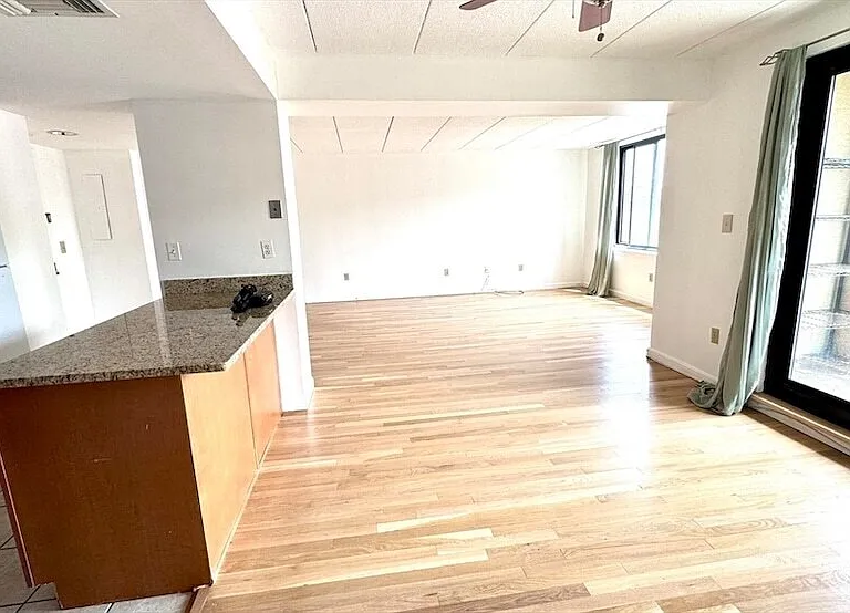 83 Brainerd Rd #404B — Photo 2