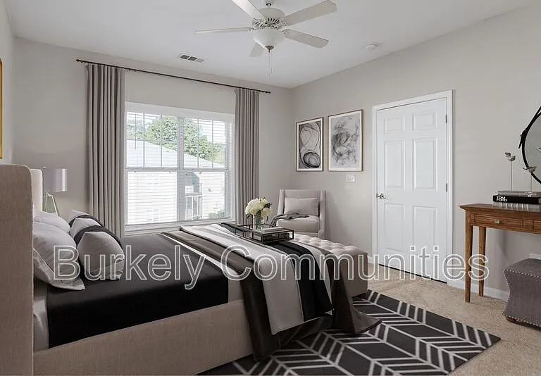 104 Thornton Ct #E — Photo 4