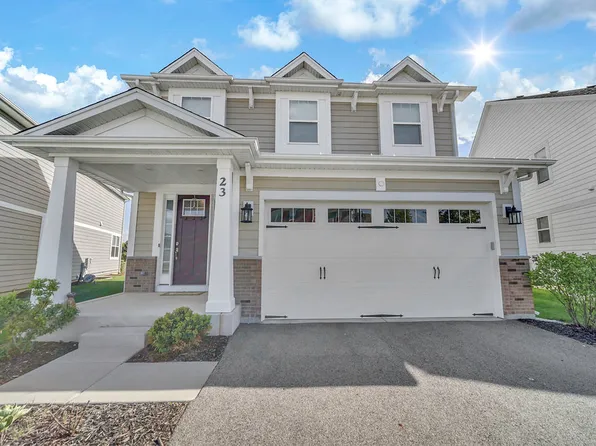 23 Commons Cir, Hawthorn Woods, IL 60047