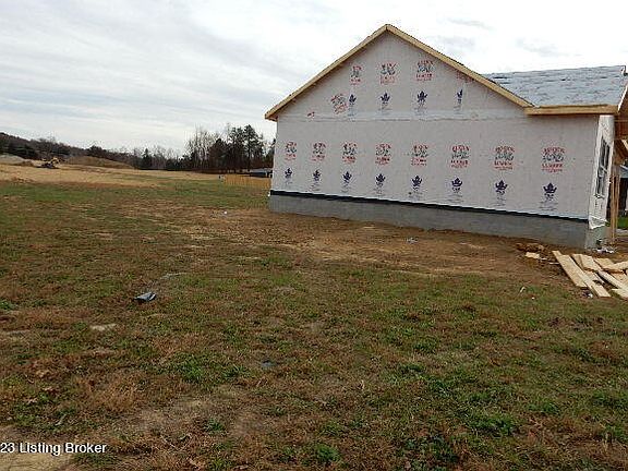 5th image of LOT 13 Family Trl