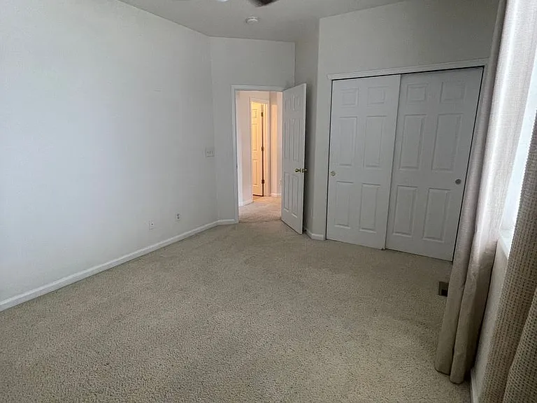 2845 Willow Tree Ln — Photo 19