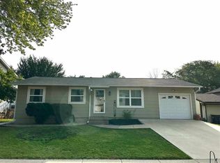 1608 Esther St, Iowa City, IA 52240