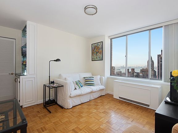 4th image of 420 East 58th Street #25C