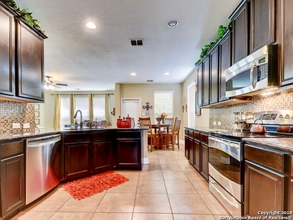 5th image of 413 Seminole Dr